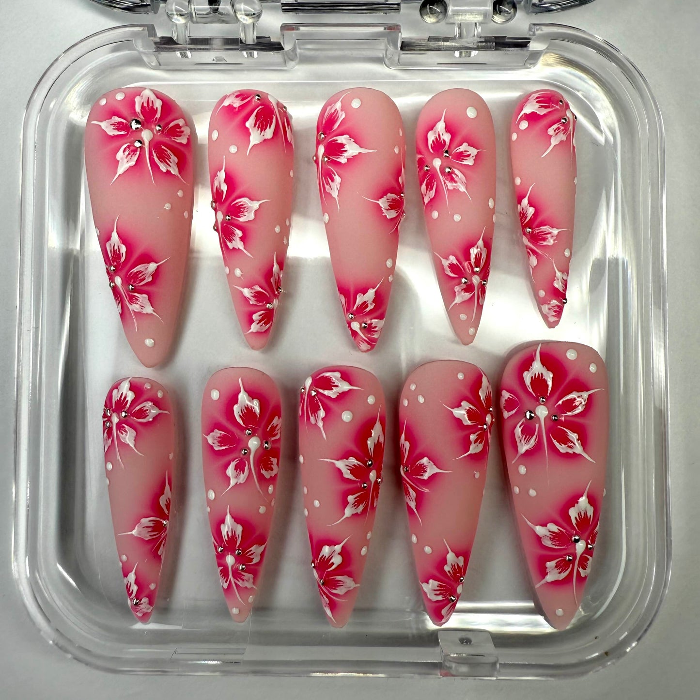 Press on nails roses